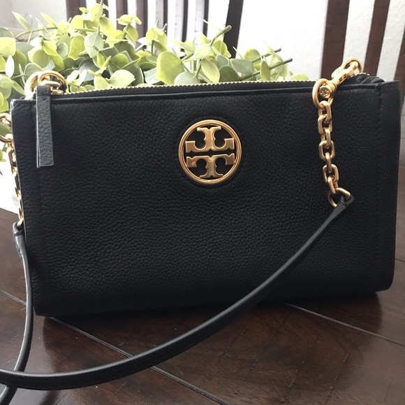 Tory Burch Handbags - Tory Burch leather crossbody